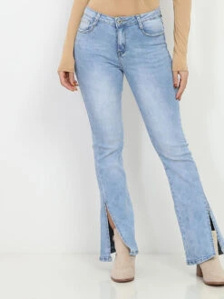 Jeans évasé Avec Fentes