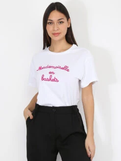 T-shirt Brodé "Mademoiselle En Baskets"