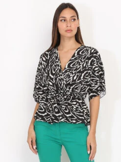 Top Cache Cœur à Motif