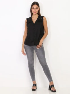 Chemisier Fluide Noir à Dentelle Et Volants Noir -Chemisier Gilet Soldes Boutique S07 23394 BLK 3