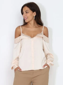 Chemise Satinée à Dentelle Et Bretelles