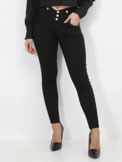 Pantalon Ajusté à Boutons Dorés