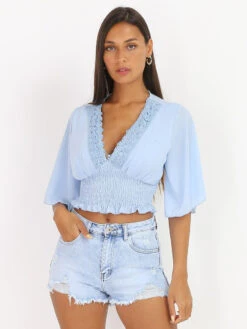 Crop Top Froncé Avec Dentelle